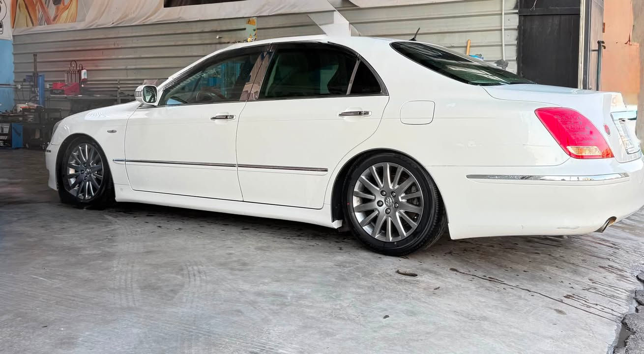 ماجسته للبيع 2005
5 دكم تبريد خلفي 3 قطع  ثلاجه 

3 بردات 

غرفه جديده جلد 

محوره فوك وجوه نجف 

كفاله من الكص كفاله كير ومكينه وحداديه خلفيه واماميه 

سياره كل نقص مابيه مجهزه على اخر حبايه 

مدفوع كمرك على قرار 102 باقي فقط الارقام رقم كركوك الماني 

تواصل واتساب *********** 

سعر السياره 165 وبيه مجال حك الجيه السياره متعوب عليه مال جناي 

Abs محور مال شاهين 

وحجرات مال بيئه مابيه

محدثه بجم امامي مال 2007 ماعليك بالصوره قديمه
