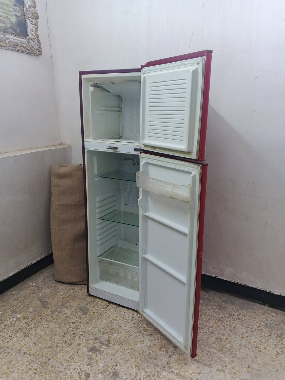 ***********اكو عرضات مستعمل جوه سوك ب200وذا حاب تجي وشوف مكاني بالنجف ركن شارع مدينه
