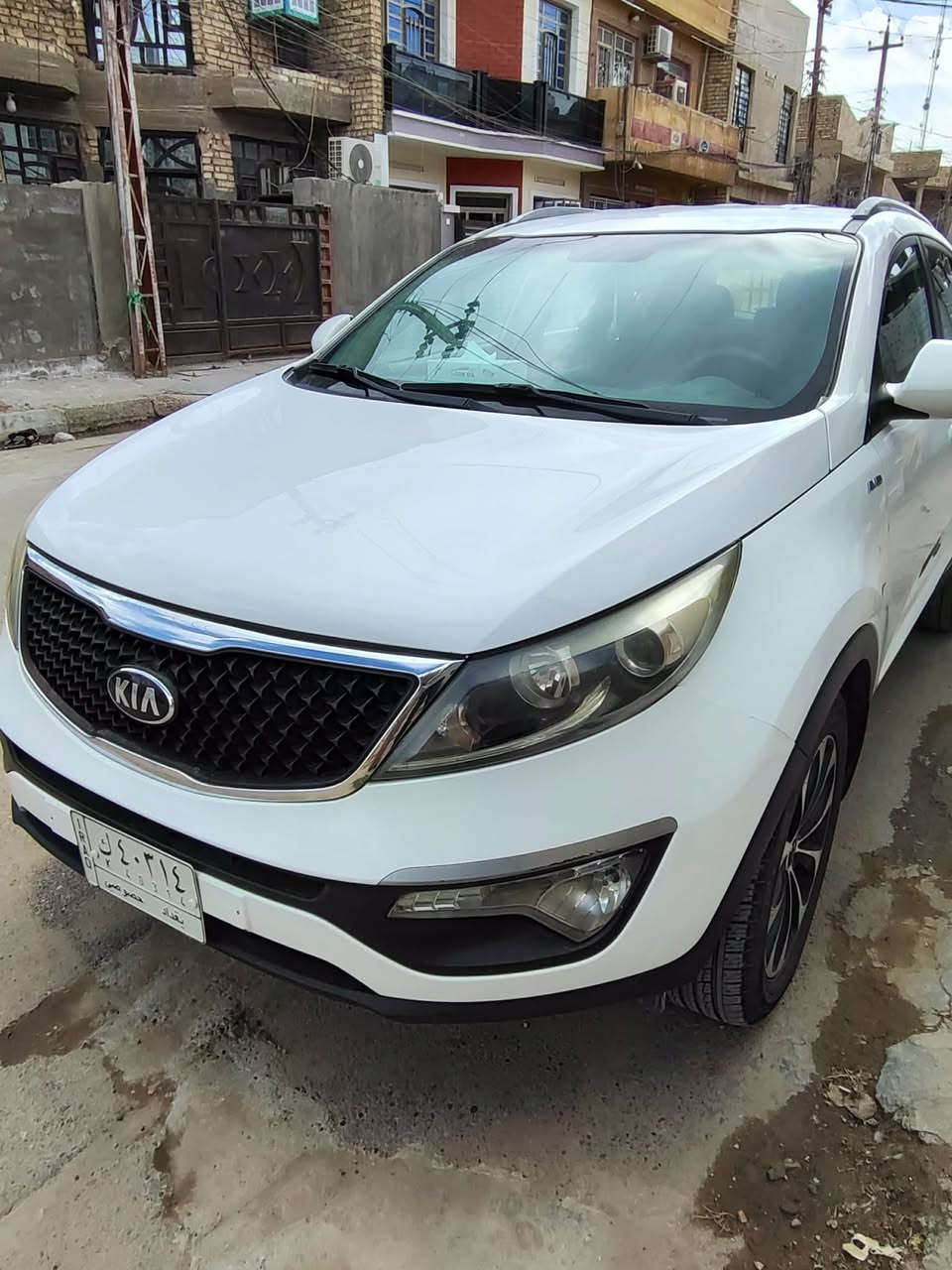 سلام عليكم سبورتج 2013 رقم بغداد خليجي محرك 2400
هذا سونارها موجود بالصور كلشي واضح كير محرك مكفول تبريد ممتاز ماشيه 225 للبيع او مراوس بأحدث سعرها 135
***********
