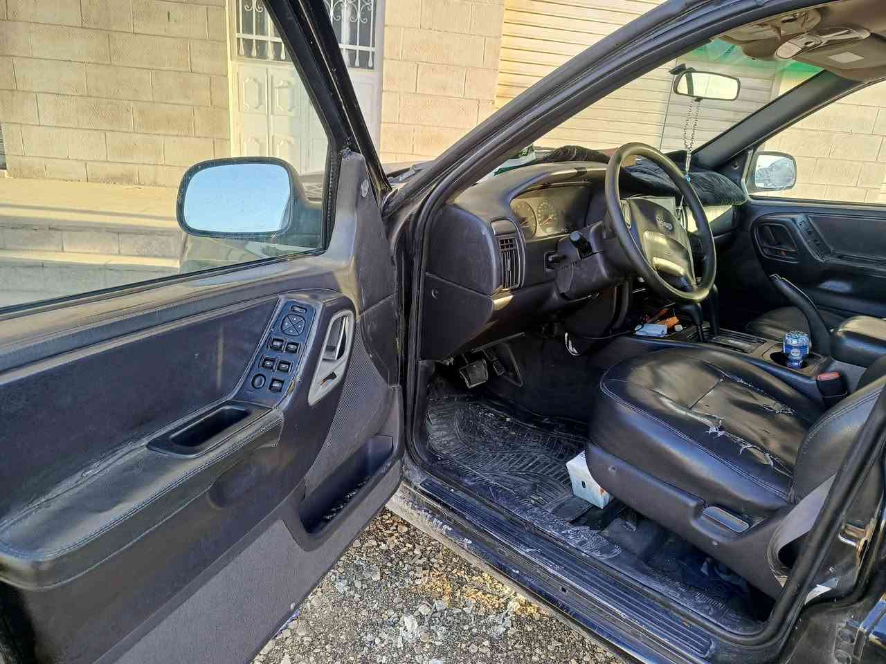 جيب شروكي 2001
للبيع اول للبدل

ماتور 4000

مرخص سنه 

فحصه 2 جيد 2 ضروب

سعر2700


**إذا كنت صاحب هذا الإعلان وتريد حذفه لأي سبب، رجاءا أرسل رسالة إلى الدعم الفني**