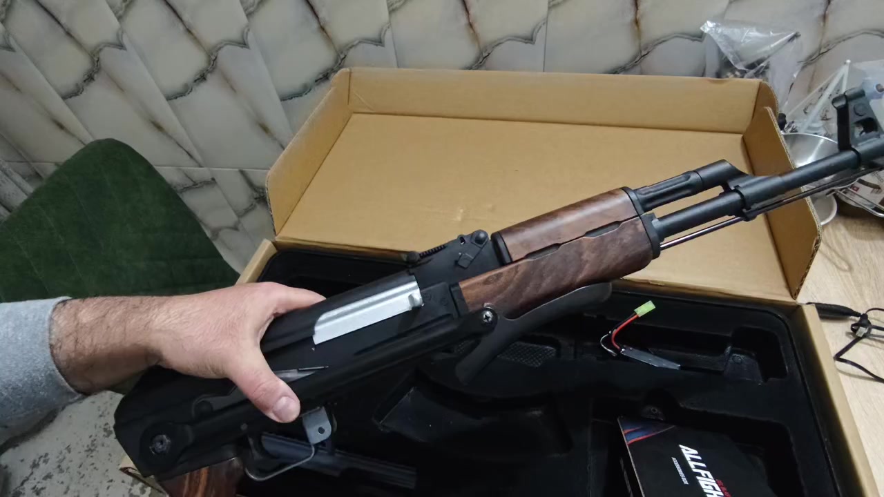 حجم حقيقي جيل بلاستر 
حديد+فايبر قوي وثقيل
غير مناسبة للاطفال 
اوربيز 

شرح واضح بالفيديو /تفرج ع الفيديوهات كاملة قبل ما تدخل خاص


**إذا كنت صاحب هذا الإعلان وتريد حذفه لأي سبب، رجاءا أرسل رسالة إلى الدعم الفني**