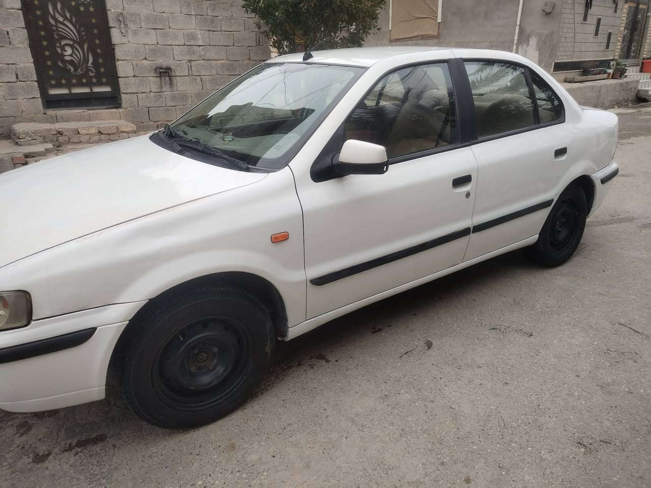 السلام عليكم سمند ٢٠١١ رقم ديالى سنوية ٢٠٢٧ مكينه فرنسي تبريد نقص بس افريز سياره بدون ضربه وبدون صبغ السعر ٣٥ وبيها مجال حك جيتك مكان السيارة ديالى بعقوبه التواصل اتصل ***********
