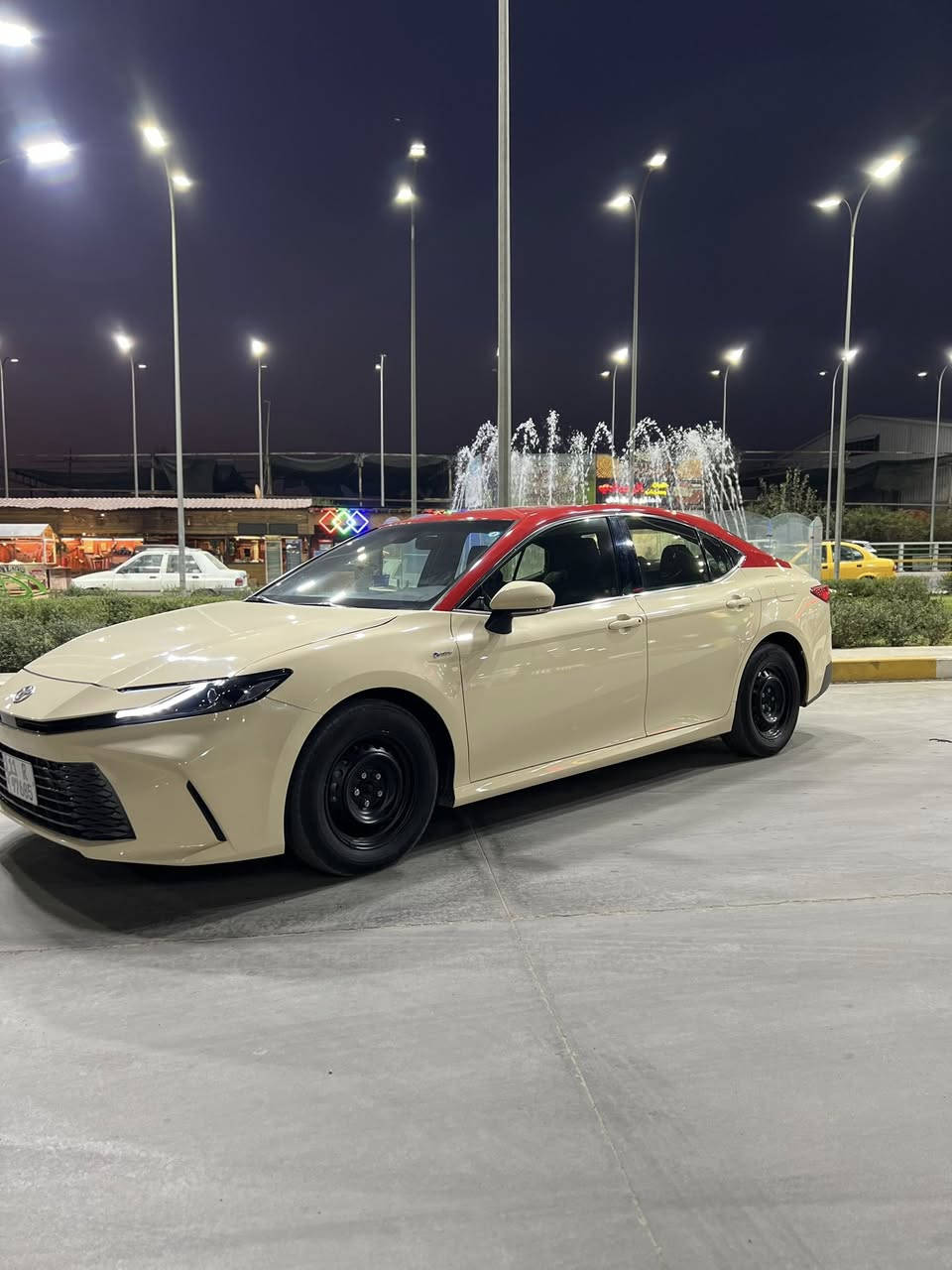 سلام عليكم 
كامري هايبرد تكسي دبي 
موديل 2025 اصل 
لون بيجي قمارة احمر اصل
ماشية 99الف حقيقي 
رقم بغداد دولي ب اسمي 
حادثه جاملغ وبنيد بدون دواخل + بيه صبغ 4 قطع اثر ستيكرات بدون حادث 
موصفات Le
بصمه تشغيل 
بصمه ابواب
اوتو هولد
وضعيات قيادة 
( Sport , Eco , Normal)
 بريك بصمه
شاشه + تحكم ستيرن جهتين
كار بلي
لايت زنون بلاد + لد نهاري 
سعر:193$ مجال بسيط
للاستفسار:***********
مكان السيارة: بغداد الشعب
