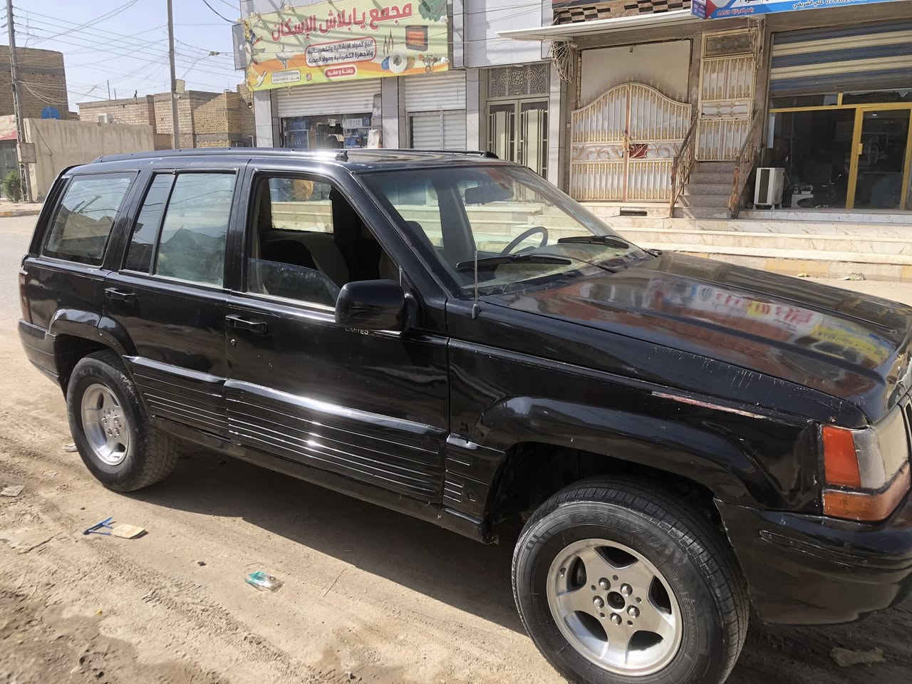 جيب شيروكي 1991 رقم ذي قار سياره جاهزه كير محرك ففتي كهربائيات مكفول من عيب شرعي لاضربه لاخياس 
مكان السيارة ناصريه مركز 
السعر 38 
***********
