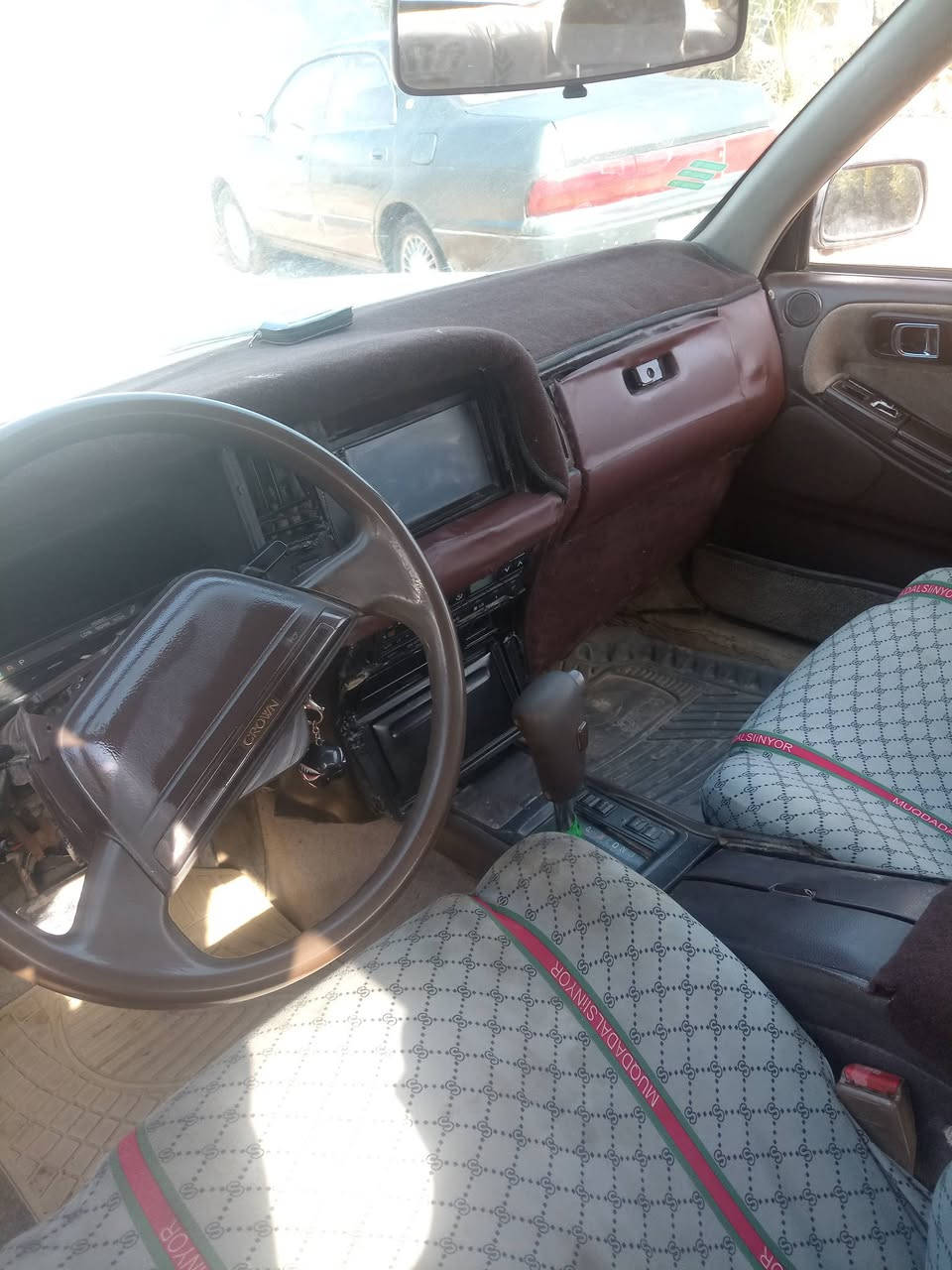 هارتوب ٩٠ مكفوله كصه وجثه كير ومحرك جدد كهربائيات كلها شغاله دواخل جدد رقم جديد سنويه ٢٠٣٠ سعر ٤٠ وبيها مجال حق الجيه مراوس ترهم مكانها الرميثه ***********
