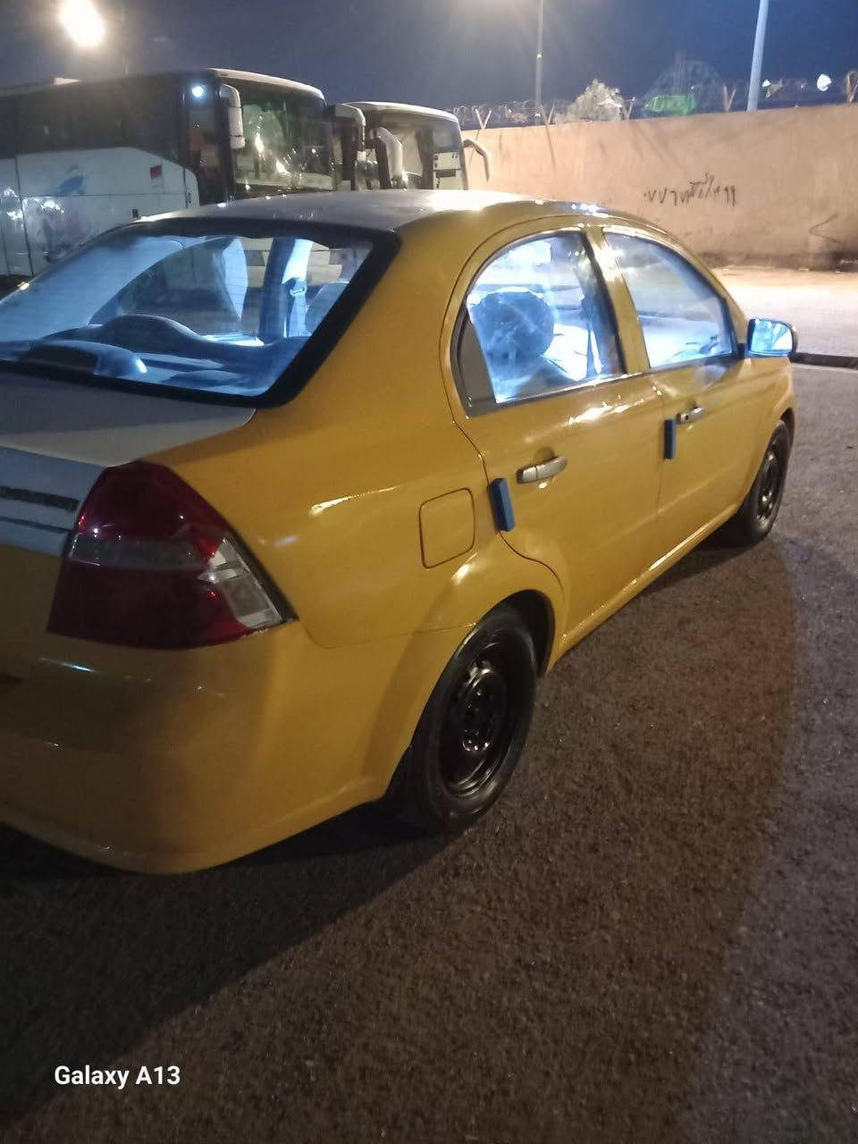 السلام عليكم رمضان كريم عليكم سياره افيو موديل 2008 سنويه 28 مكفوله من الضربه  والتبديل الشراي يتصل على الرقم ***********
