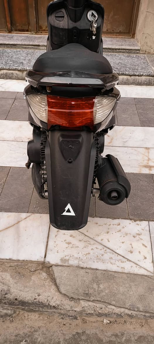 السلام عليكم
للبيع دراجه سكنس ياباني 110

مكينه خرسه مينسمع صوته 

لانضوح لاتبخير لاتنقيص
 
كهربائيات كله شغاله اشاير سلف هورن مابيه كل نقص 

ستان كهرباء تايرات جديده

طصته خير من الله ترايه كلش حلو 

مابيه كل نقص قبل فتره نازله من الرمبه

السعر 850 بيه مجال بصيط حك الجيه 

العنوان البلديات تقاطع الامن ه‍ ***********.
