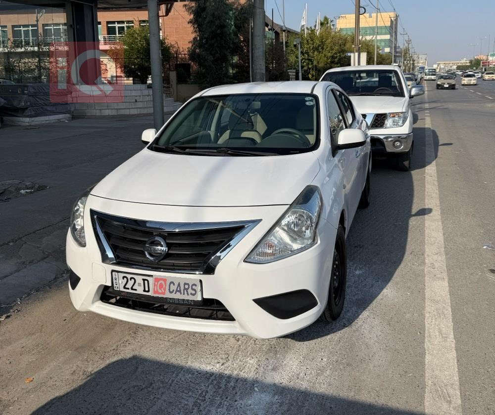 السلام عليكم نيسان صني للبيع موديل 2021 رقم اربيل باسمي  ماشية 73 الف سياره جاهزه ونظيفه كير مكينه سيارة بيها جاملغ خلفي صبغ من جهة السايق ودعامية  امامية صبغ  تخم تاير تبريد ثلج مكاني بغداد النهضة  السعر 110 قفل الاستفسار اتصل ***********
