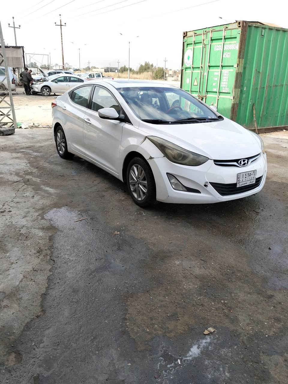 السلام عليكم 
النترا 16 خليجي فول مواصفات 
رقم ذي قار محرك 1800
بيهة هلال مرشوش ودوسه
وبيهة شبر بجاملق الامامي باقي نفسيته عوزه رشه
*********** السعر 125
