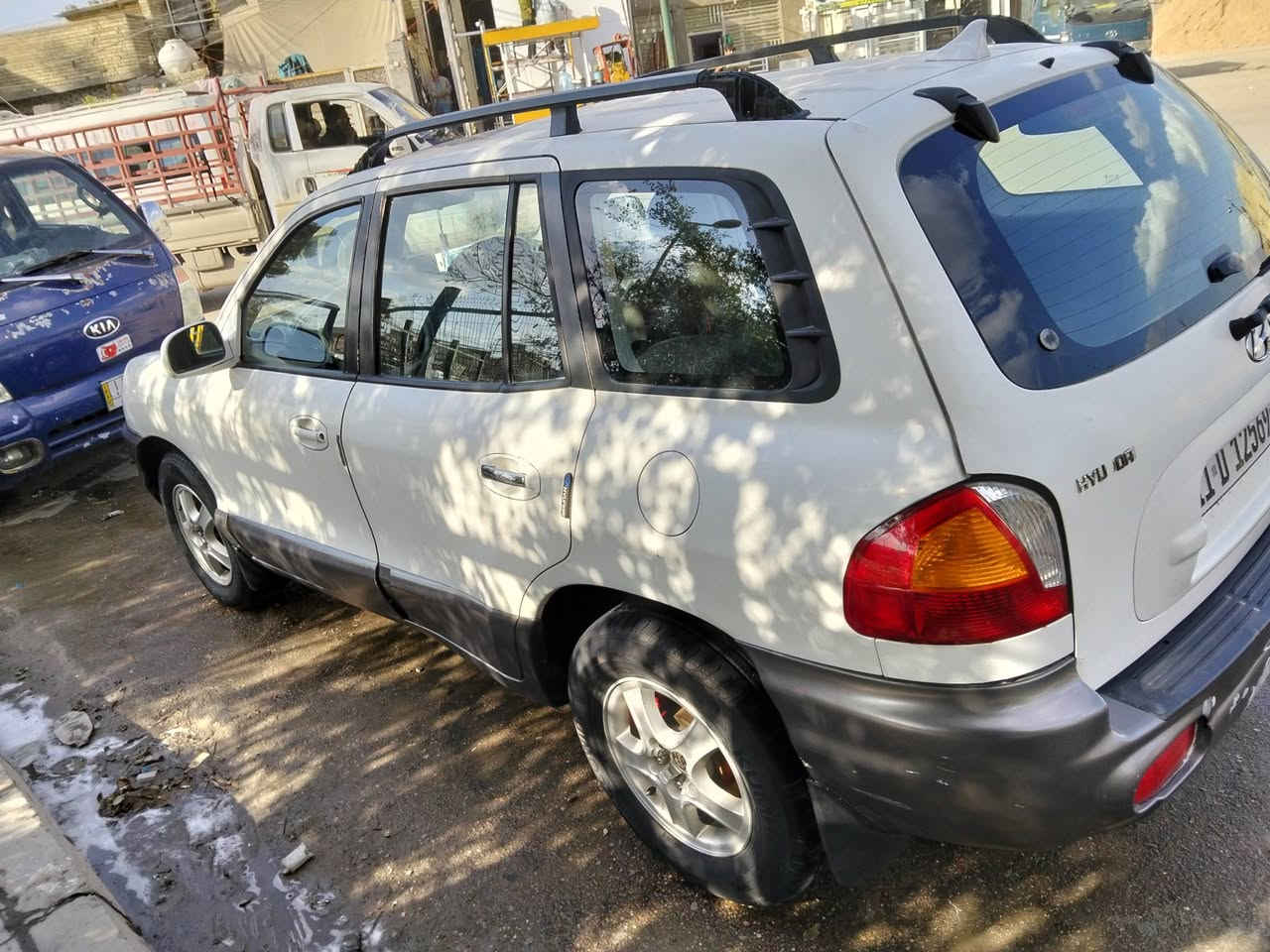 السلام عليكم 
سنتافي للبيع موديل 2002 سنوية لل 27  محرك ،كير جديد مكفولات كهربائيات تبريد خير من الله جاهزة من كلشي رقم بغداد دولي السعر 70 وبيها مجال قليل كلش للاستفسار ***********
