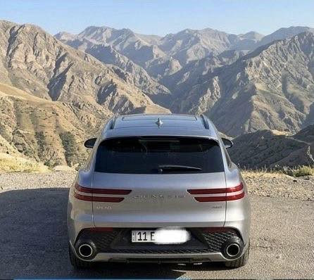 السلام عليكم 
للبيع او المراوس جينيسس gv70 سبورت موديل 2023  مرقم بغداد  ٤ سلندر ٢٥٠٠ تيربو فول مواصفات ماشيه 14 
قماره بانوراما 
كشنات تدفئه وتبريد 
مساج بالكشنات 
كشنات كهرباء 
تقديم وترجيع بالريمونت 
كامرات 360 
رادادات 360 
دخول ذكي 
كار بلي اصلي 
بردات خلفيه + بردة صندوق 
باقي المواصفات معروفه 
الحادث ٣ قطع صبغ 
السياره اي نقص ما بيهه الف متصرف عليهه 
السعر ٢٨٥ وبي مجال 
للاستفسار ‭***********
