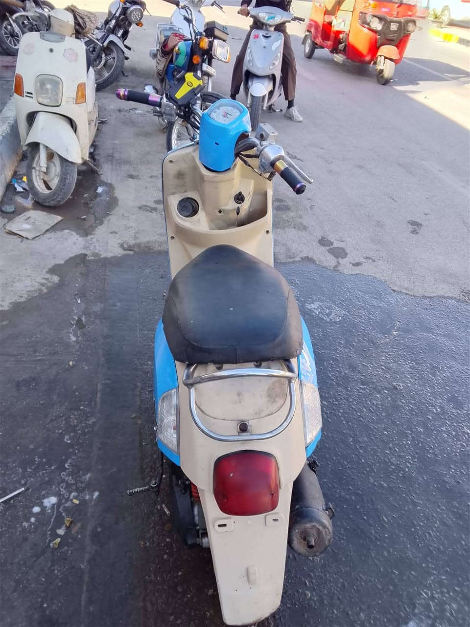 سلام علكم بوليس للبيع نضيفه كامله سلف هندر سعر 500رقم ك***********
