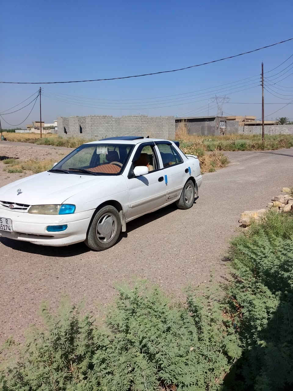 السلام عليكم
كيا سيفيا للبيع موديل 97 
السعر 33  ورقه وبيها مجال حك الجيه 
العنوان بغداد التاجي ***********
