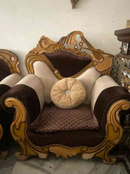 سلامً عليكمُ تخم للبيع عشر قطع السعر 475وبيه مجال
***********
