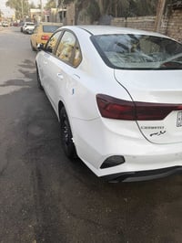 سياره جديده معنه الكلمه خليجي مكينه 2000دوش كفاله عامه غير طخه بسيطه م...