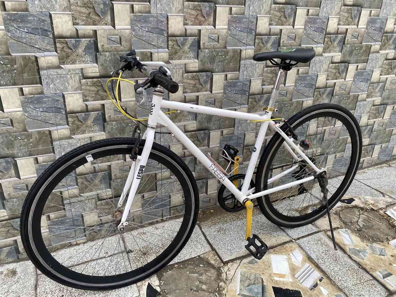 السلام عليكم🌹

للبيع فقط 

بايسكل c700 للبيع

كله مختم بلادي

خفيف جدا وسريع ✈

جاهز اي عطل مابي👍🏻

حجم ٢٨/٧٠٠

وياله المنيوم طبقتين

 7 نمر 

السعر 125

العنوان :🏭
بغداد الطالبية قرب كلية الادارة والاقتصاد 
 
نعتذر عن المراوس🚲

الرقم للتواصل /***********
