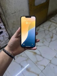 13 عادي  ذاكره 128بطاريه76شحنًي يوم كامل الون النيلي بي فطور بلضهر كله...