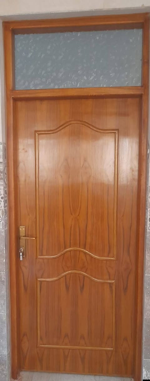 السلام عليكم اشتغل نجار وصباغ شغل درجه اولى بمكان وبغداد واشتغل جديد بابوك شرشوبه***********
