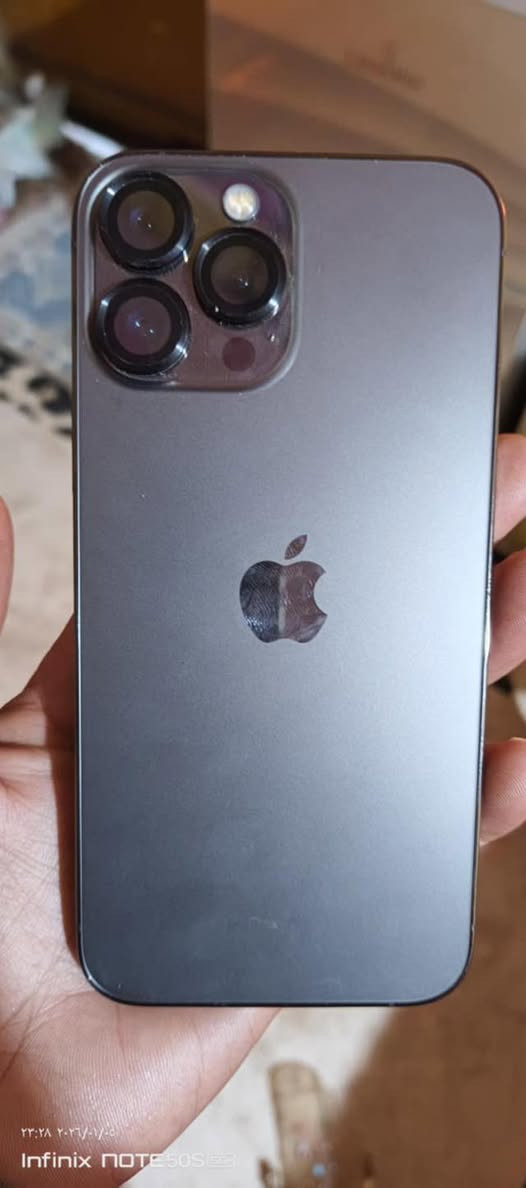 ‏جهاز 13  البطاريه 58 النظافه 90/100 السعر 700 الذكره 256 للبيع
***********
