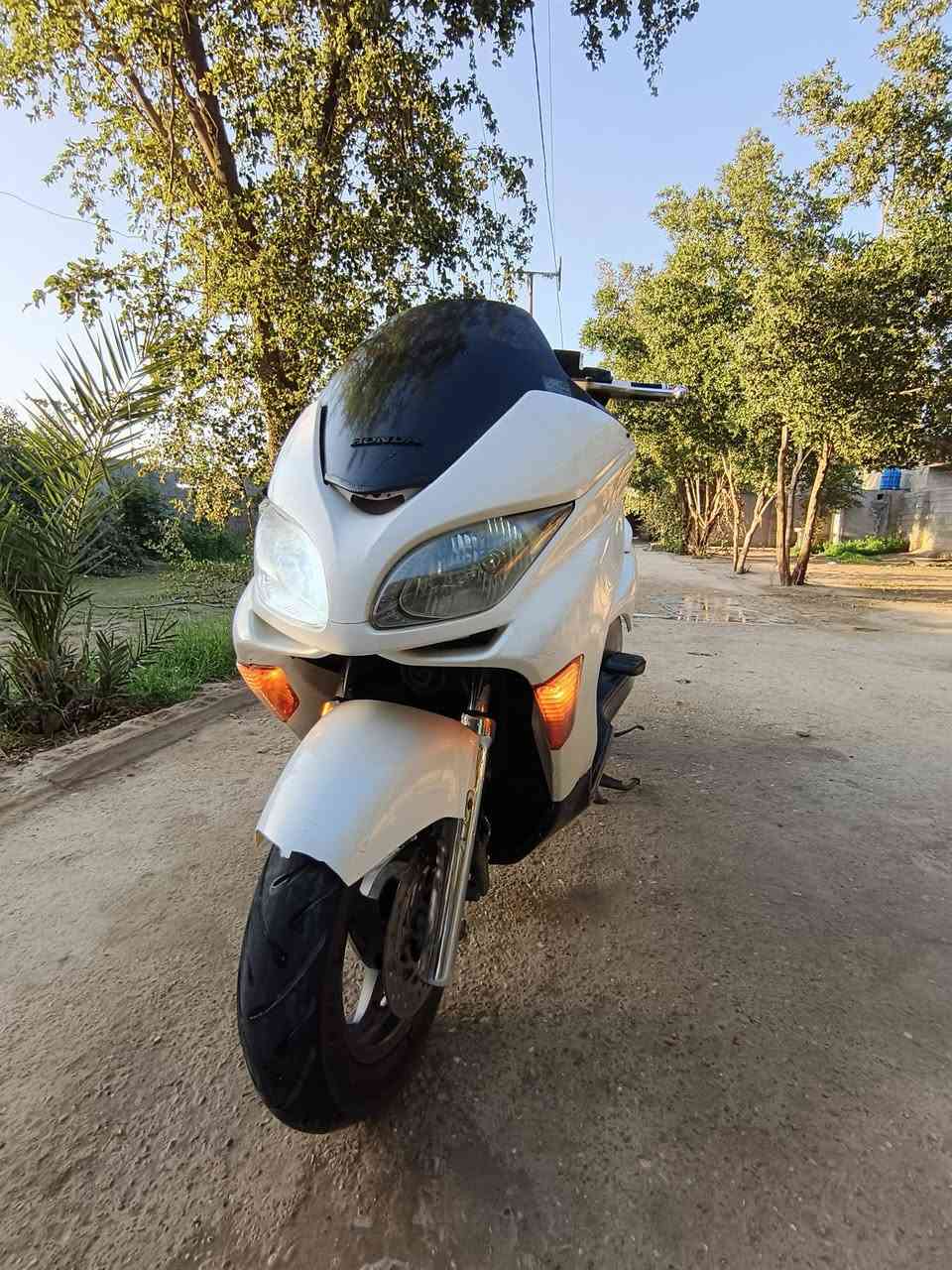 اسلام عليكم 9/0 أخت الجديده كامله كهربايات كله شغاله تجي وشوف سعره 850 أو بيه مجال حك الجيه متواجد واتساب خاص  *********** بغداد
