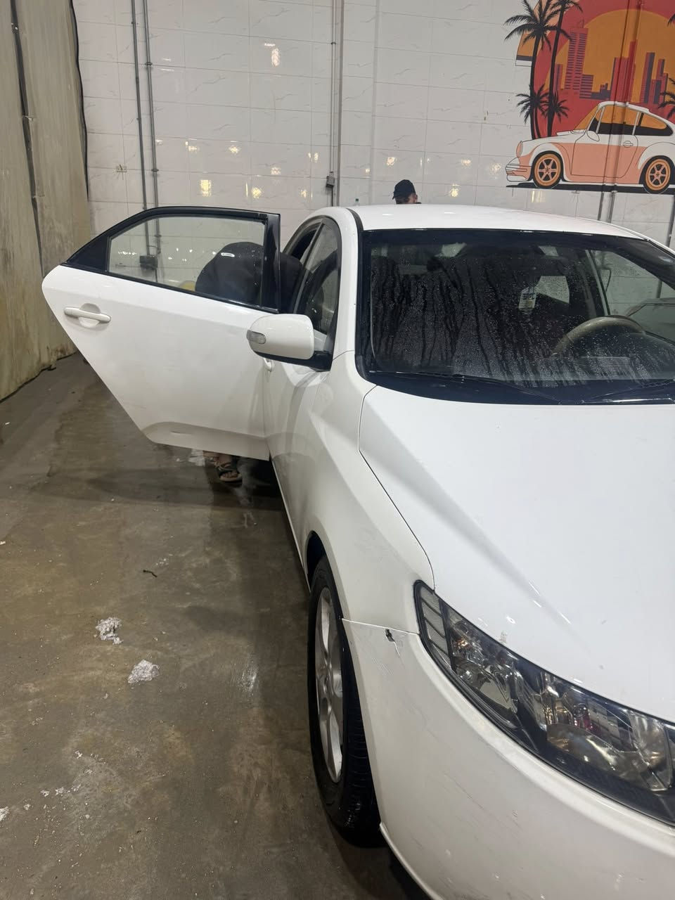 سيراتو 2011 ماشية 160 الف حساسات و جام كهرباء و تحكم سترن و شاير مري رقم سليمانية بيه صبغ جاملغ و دعامية رقم سليمانية للبيع السعر 108 ورقه بيه مجال رقم موبايل *********** و *********** مكان سيارة دورة مهدية الثانية
