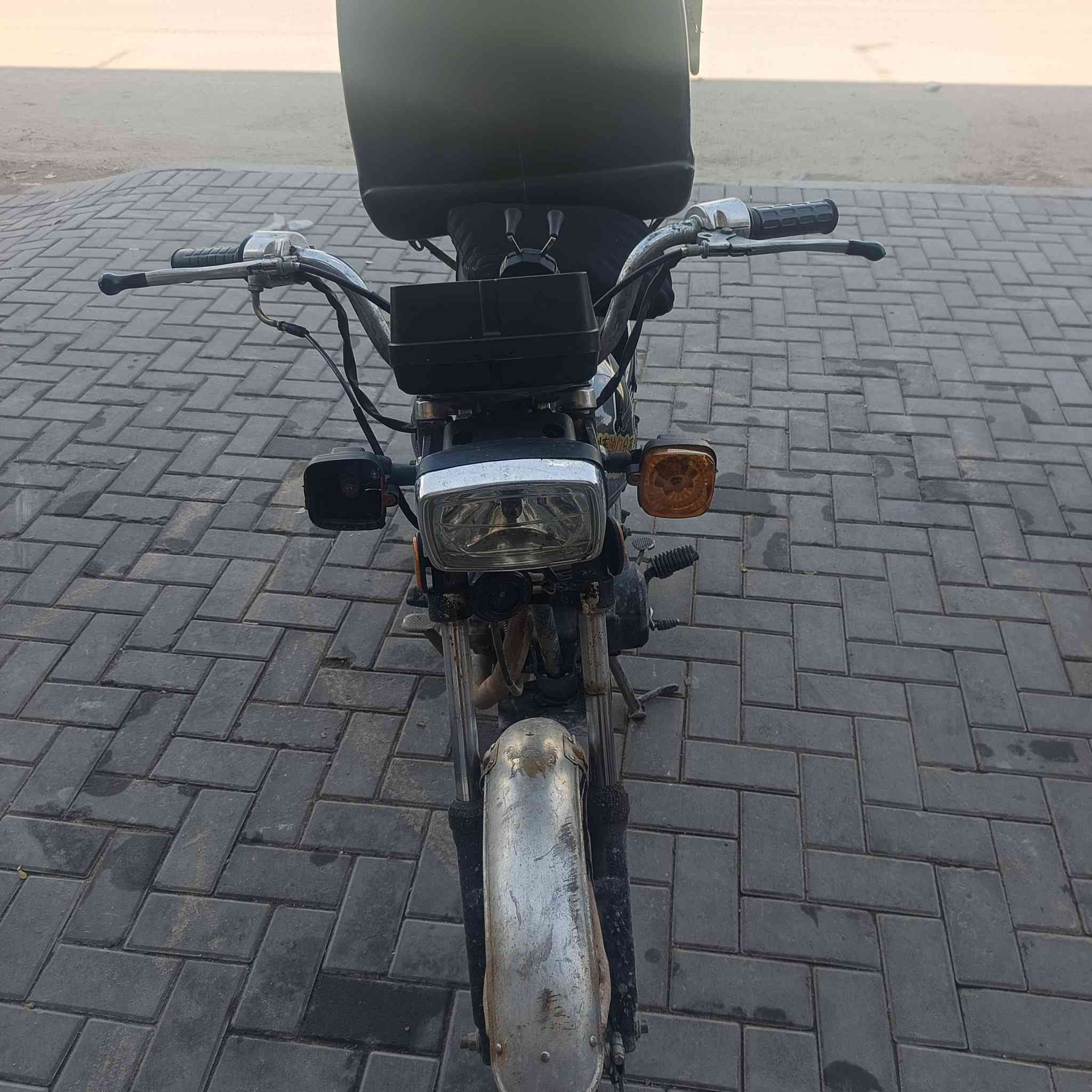 دراجه للبيع موديل 20 نظيفه كل شيء ما بيها مقفوله من البوقه ومن كل شيء للبيع سعره 480 وبيها مجال***********
