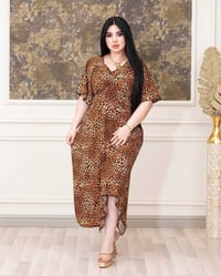 دشداشة نسائي • خامة كريشة • فري سايز ٨٥ك