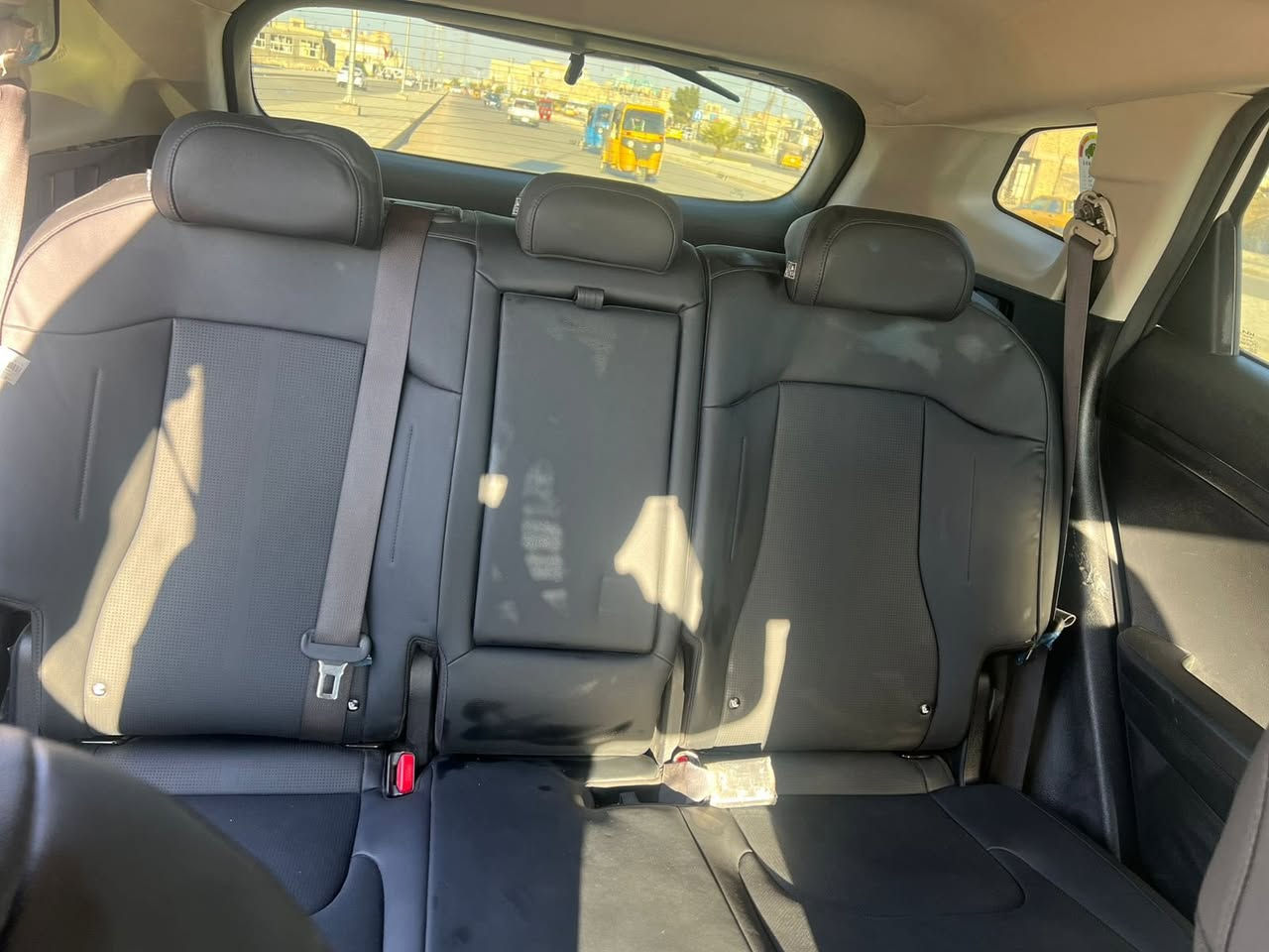 ياالله
السلام عليكم سبورتج 2026  EX هايبرد  وارد  كوري 

حجم المكينه : 1600 تيوبو + نظام هايبرد     

             ماشيه :  ميل   

           الايرباك : دركه فقط 

الضرر : صبغ جاملغ وباب يمنه فقط 

 

           

#المواصفات

1. شاشه كبيره

2. بصمه

3. شحن وايرليس

 

5. كامرا

6. رادارات جانبيه

7. رادار امامي

8. لايتات لد 

9. بكلايت لد 

10. كشنات جلد ابيض

11.هيترات بالكشنات

تبريد كشنات

12. ويل كب 

13.اشاير بالمري

14.كيجات دجيتل 

15. قطعتين تبريد 

16. تبريد بيانو 

17. تحكم 

18. نظام سبورت ايكو عادي

 

20.ايقاف ذاتي اوتو ستوب

21.حساسات خلفيه

22. اوتو هولد 

23. نظام منحدرات 

24. كشن السايق كهرباء

فول موصفات معدا الفتحة

 

السعر : الطلب في التعليقات سيأتي إليك مباشرة

تفاصيل اكثر هذا رقمي *********** تحياتي 

مكاني ميسان
