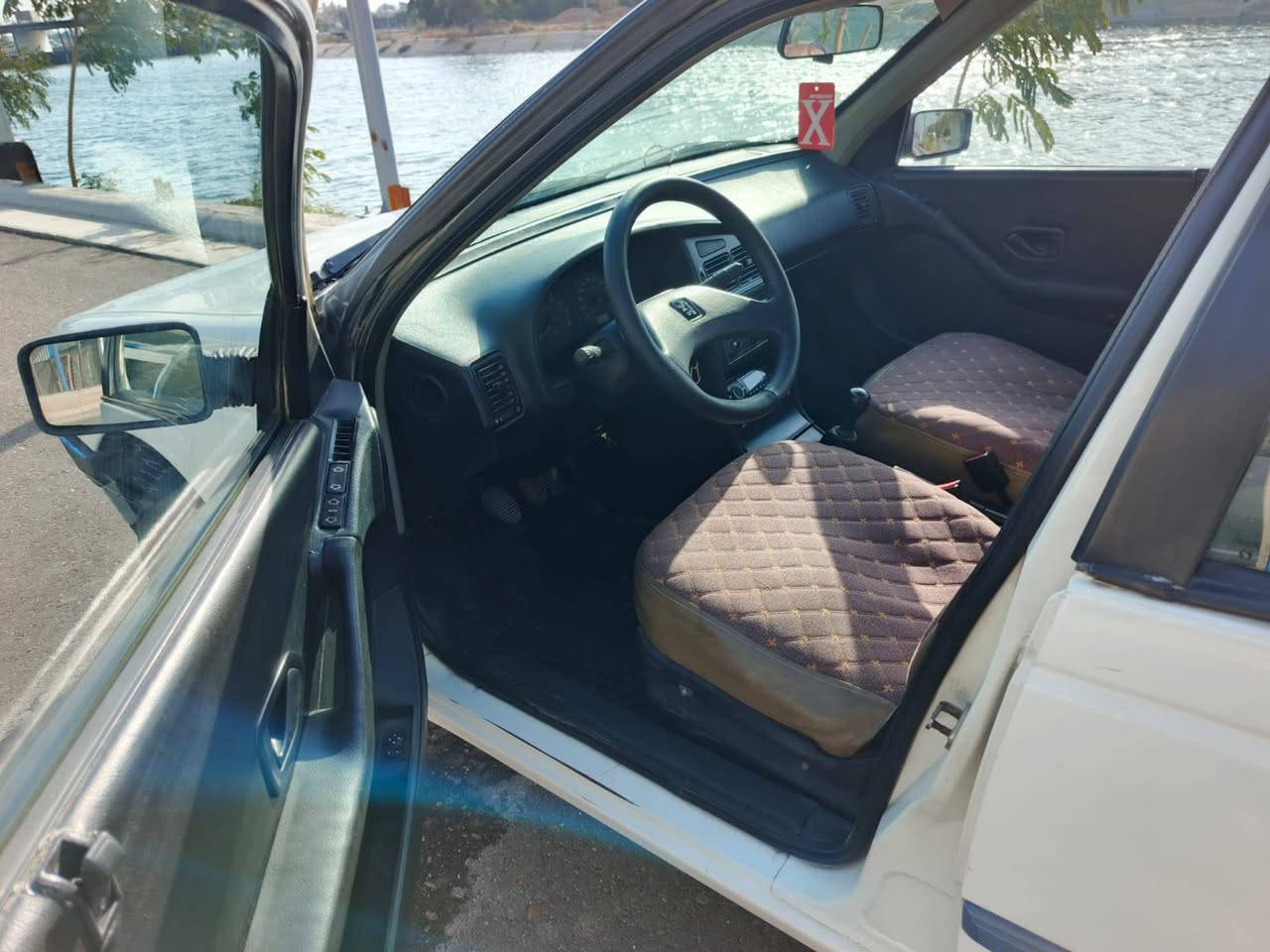 سلام عليكم بيجو جي ال اكس موديل 10السياره على وظع الشركه الاستفسار ***********
