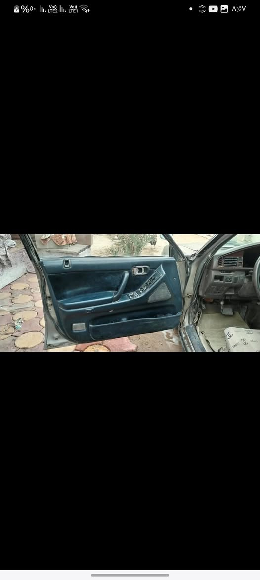 السلام عليكم 
سياره كراون سيدان موديل ٩١ مصبوغه صبغ عام للجماليه 
بدون حاث رقم نجف ألماني سنويه ٢٧ معروضه ٣٧ وبيه مجال
***********
