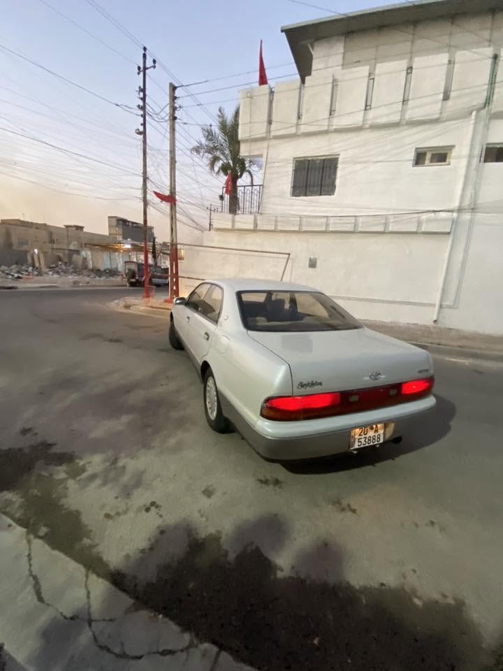 السلام و عليكم
كراون بطه للبيع 
الموديل:1993
سياره جديده 🆕 
سياره ما ناقصه شي
المواصفات
محرك VVT2500 كير محرك جديد 🆕 
تبريد شغال ثلج ❄️ 
مكفوله من الكص و نقل جثه
فقط صبخ دعاميات 
كشنات كهرباء ⚡️ 
سياره جاهزه و جديده ما ناقصه شي
للاستفسار :***********
