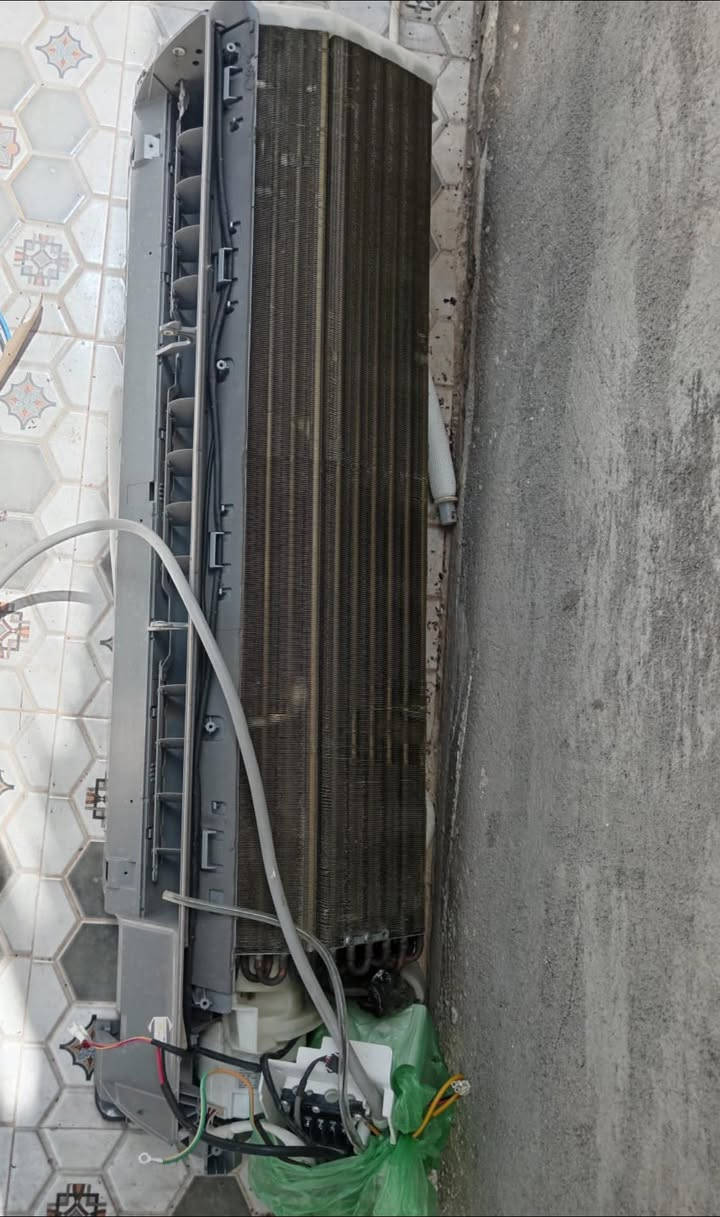 سبلت ميديا2 طن جداري اعتيادي باب اول جديد
للاستفسار *********** وتساب
