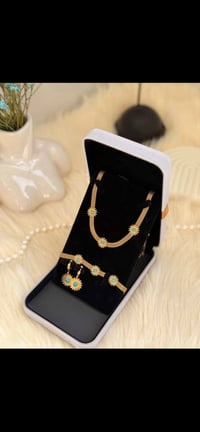 اكسسوارات • خاص • للبيع