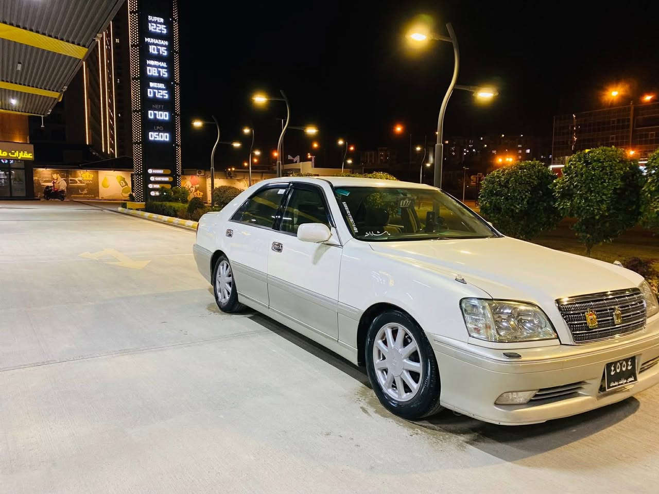 بەناوی خوای گەورە ئەم مەلیکە بۆ فرۆشتن 2003دیفۆڕی بچوک2دوگمەی4کوشن کارەبا42هەزار ڕۆشتوە گێڕو مەکینەی بەشەرت بێ دوکەڵ پێشو دوا کریستاڵ داژبڵ نەجەف تازە ڕۆنی گۆڕاوە  زۆر جوان و پاکە بێ مەسرەفە4تایەو ویلی نەجمەی تازە یەک پارچەی بۆیاخە سۆنەرەکەیم داناوە سعری 57گەڵاو معامەلە شوێن سلێمانی کۆدیشی بۆ کراوە ***********ئەدمینی❤️
