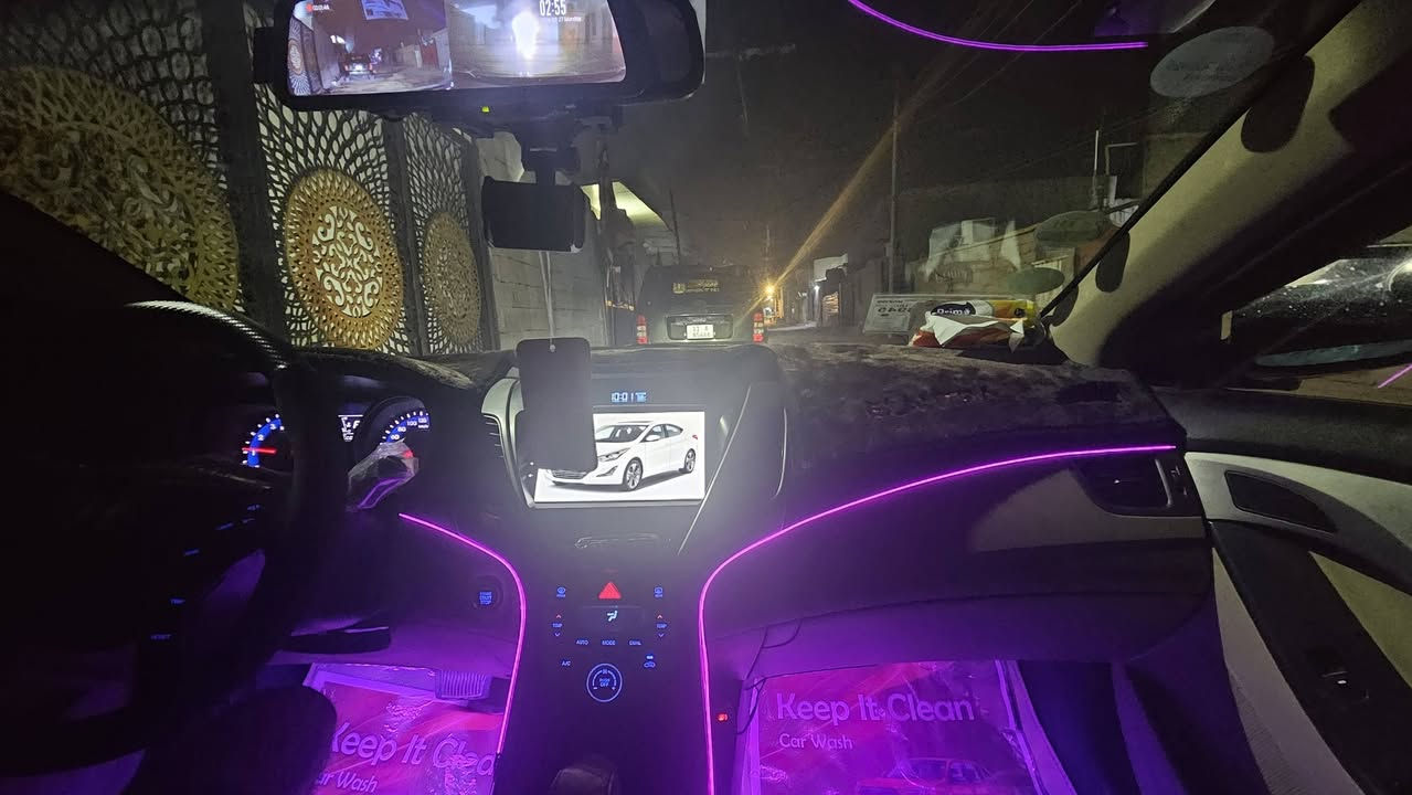 السلام عليكم
السعر اتصال 
***********
انتره GLSخليجي 
 موديل 14  محرك 2000 دوش
كير 6 نمر
كير مكينه كفالة
حداده كله جديده كفاله شرط هزه صعده 
تبريد وتدفه كفاله
رقم بصره انكليزي هزه جديده سنويه باسمي قبل شهر مجدده
كامل مواصفات بصمه تشتغل
بصمه باب
كشنات كهرباء
فتحه سقف 
كامره وحساسات خلفية 
مثبت سرعه 
نظام ايكوا 
تحكمات ستيرن 
سياره مفوله الاخير 
ملاحظه سياره بيه بارد حافه  بنيد بسيط كلش 
وباب بارد الباقي كفاله
الباقي شوف العين وفحص وين ماتحب
