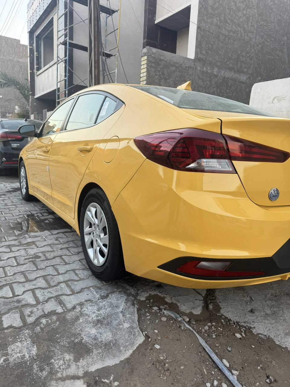 سلام عليكم النتره للبيع 2019 سياره جديده كلش عنوانه بغداد جديده شارع مسبح ***********
