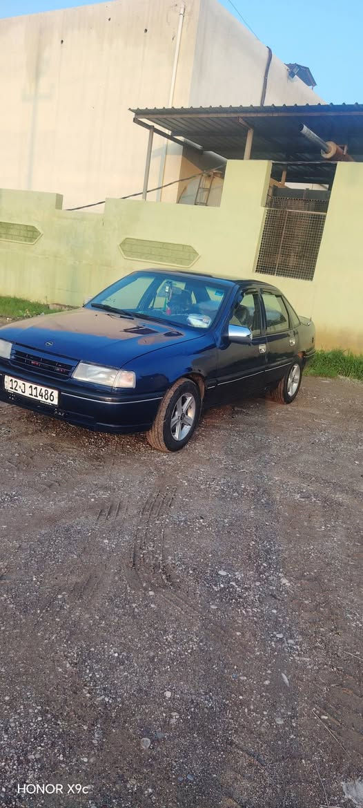 سلام عليكم سيارة اوبل فكترا موديل 1992 سنوية ورقم جديد شرط التحويل سيارة صبغ حزام مكنية 18 كير عادي مكينة بداية صرف مابي كابون بانزين مكان سيارة موصل شلالات قرية بايبوخت رقم الهاتف ***********.      سعر 42 وبي مجال
