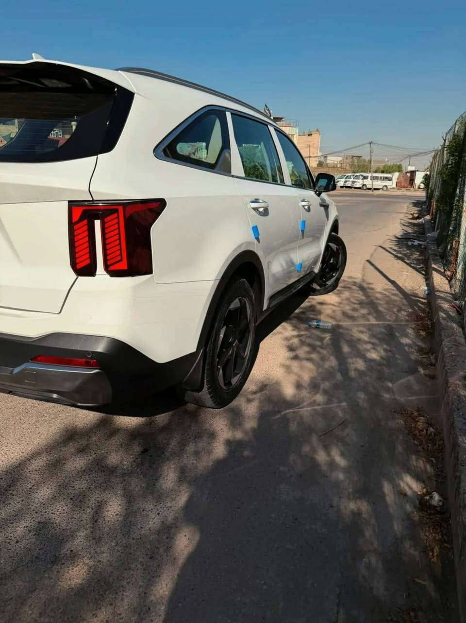 سورنتو خليجي موديل 24 الدولية
مكفولة من الصبغ والبارد محرك ٦سلندر 
مقلفة كشنات وارضية جلد تخم تاير جديد 
الاستفسار ***********
