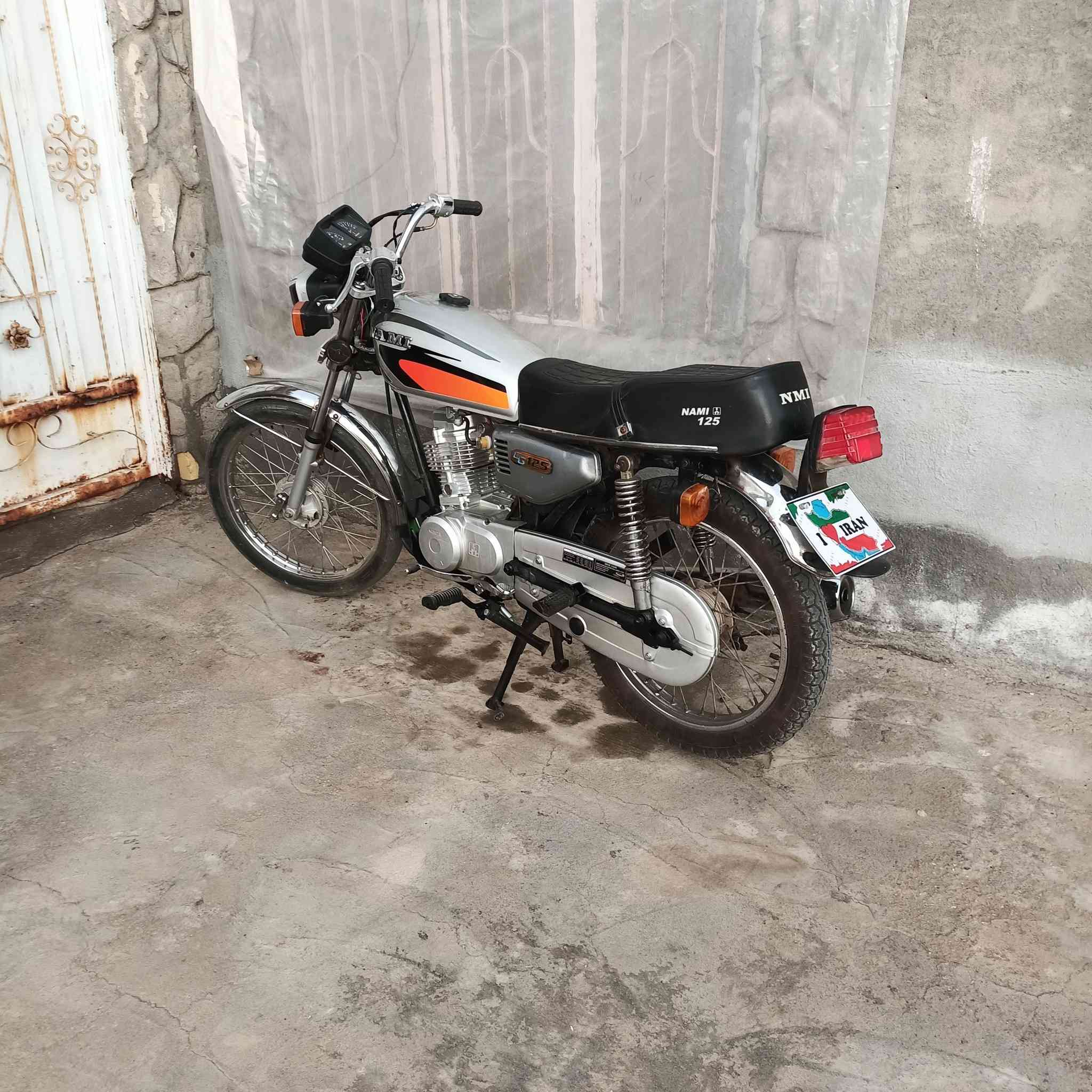 السلام عليكم.
متاح دراجه نامه باب لاول مديلل 22
اوراق لايحتهن رطوبه وبيهن ارقام ماواظحات شبه لاستنساخ  ابيع هل موجود . وكيله بشارع بغداد مجاور  سيد خلدون ثالث محل معرظ الشمس  شراي يدلل 
***********
