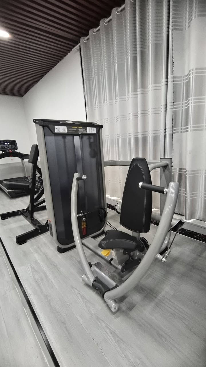 Push chest training equipment display, ergonomic design, quality visible to the naked eye, WYSIWYG, ultra-long quality assurance, no worries, color options, accept customization.China Dezhou Xinhan Fitness Equipment Co., Ltd. Whatsapp 、WeChat +86-18153441688#Gym #GymEquipment
#Fitness #Workout
#FitnessEquipment #Exercise
#CommercialGym
#CommercialGymEquipment
#CommercialFitness


**إذا كنت صاحب هذا الإعلان وتريد حذفه لأي سبب، رجاءا أرسل رسالة إلى الدعم الفني**