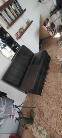 جلسة قطعة واحدة ٣٠ الف  ٠٧٧٠٨٨٦٠٤٤٠  بغداد الكمالية سارع الاصفر