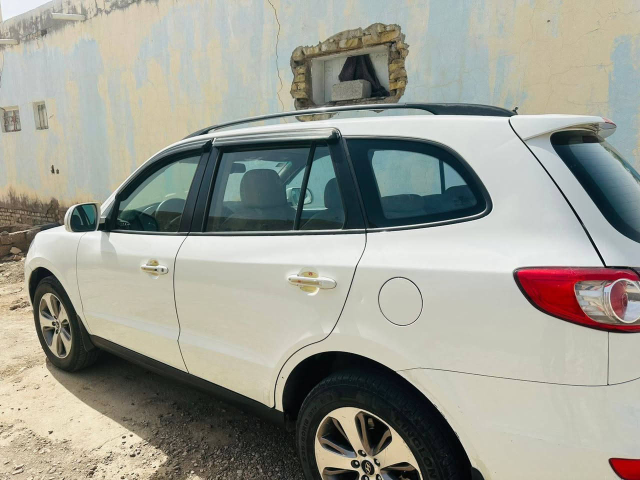 سنتافيا 2012 رقم بغداد بأسمنا فول مواصفات 
محرك 6 سلندر مفتوح 

7 راكب 

3 قطع تبريد

4 بصمات 

كشنات كهرباء 

مكانها ميسان 

معارض ميسان قرب مطعم النبلاء 
السعر 145  وبيه مجال قليل 

***********
