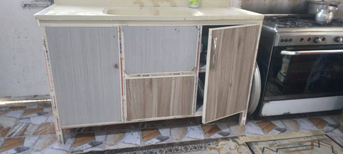 كاونتر مترين وسنك متر ونص مستعمل بس الابواب تريد تعديل نظيف ٤٥٠ مكاني بصره ابو صخير


**إذا كنت صاحب هذا الإعلان وتريد حذفه لأي سبب، رجاءا أرسل رسالة إلى الدعم الفني**