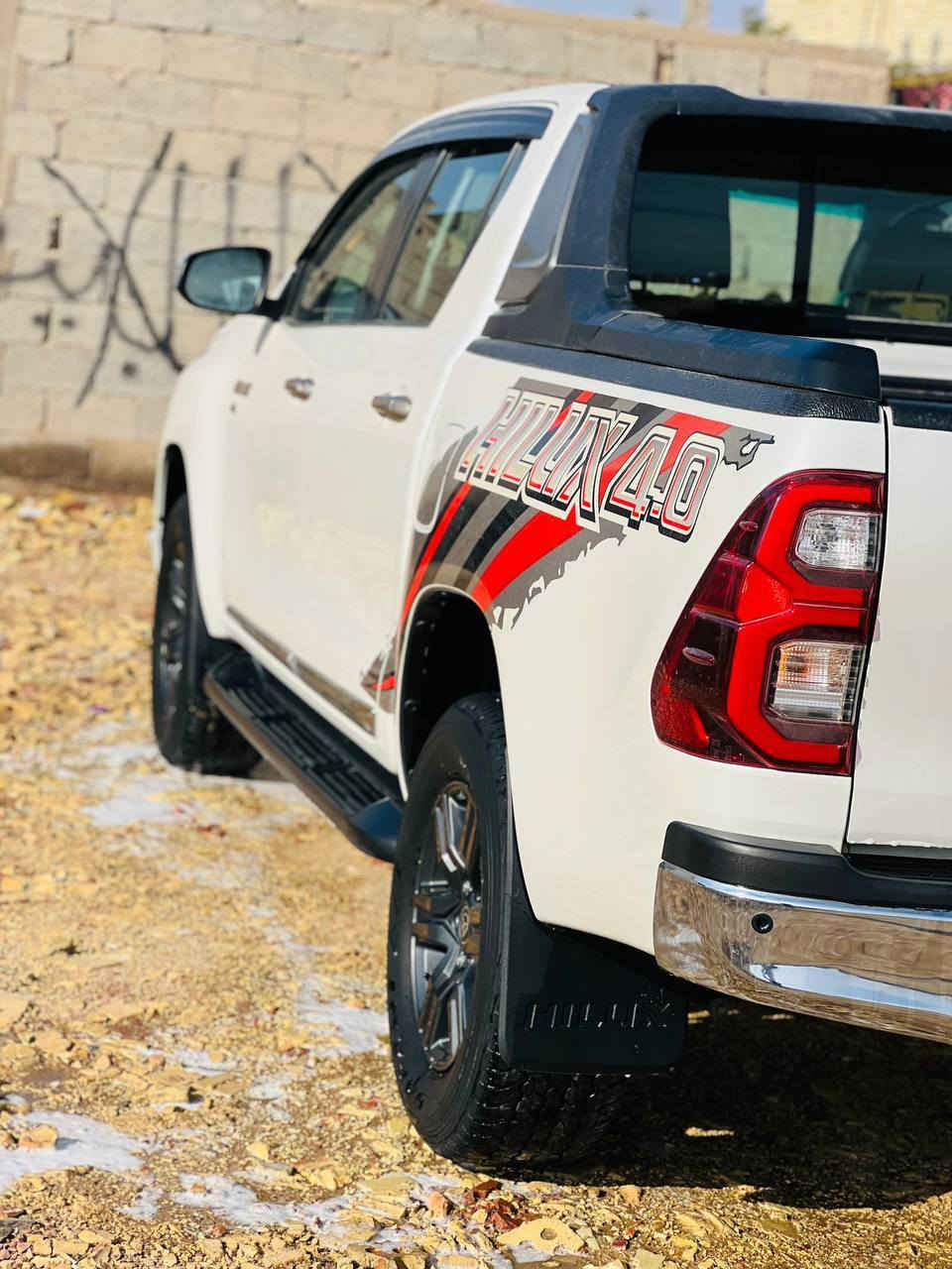 للبيع هيلوكس موديل 2021 TRD محركV6 سياره كفالة عامة رقم سليمانيه تريد تحويل تريد وكاله: السعر 330$:(***********)
