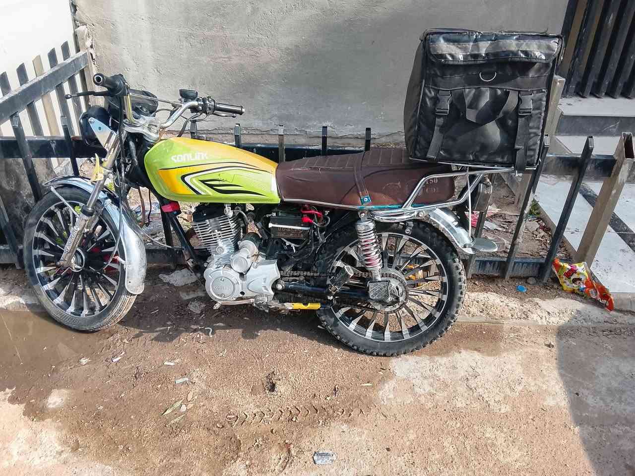 شباب دراجه لبيع متروكه بس تشتغل سلف كهربائيات عداد بس كابريتر تخربط صالنصه رياضي سعر 400 وبيها مجال مكاني بغداد ***********
