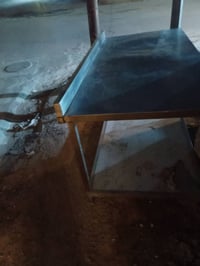 ميز لستيل ثقيل عرض متر طول 2متر  مكاني بياع 07810254100