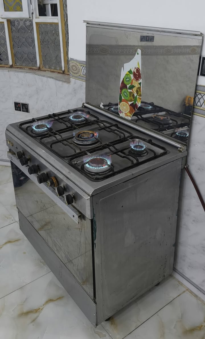 طباخ رويال للبيع السعر ١٥٠ مكان قلعه سكر ركيوه ‏‪***********
