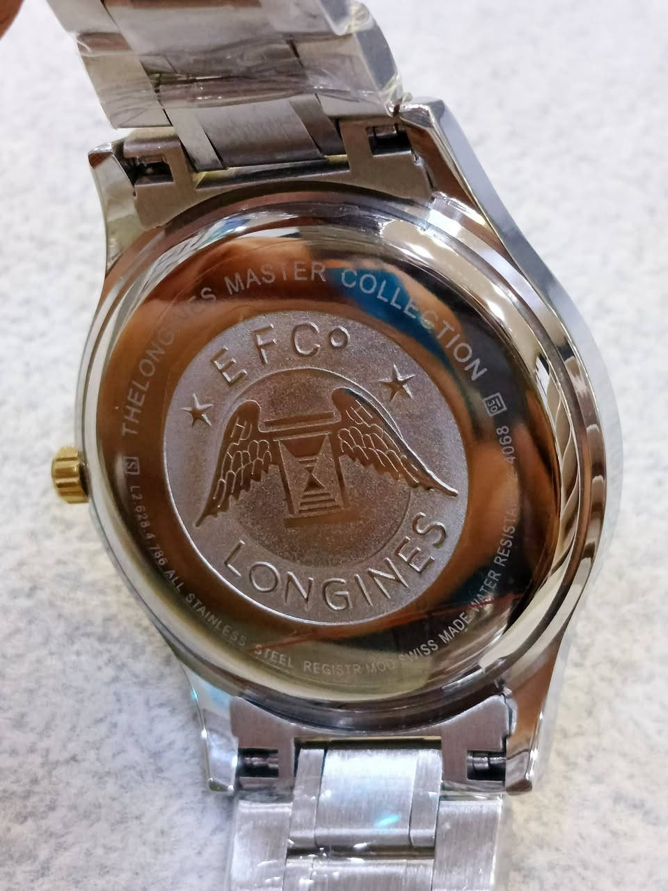 لونجينز .. Longines
الحركه : كوارتز 
المواصفات : 
لونجين .. ماستر كوليكشن .. جام زفير 
قفل ضد الماء .. ستانل ستيل .. مينه مميزه جدا .. طلاء ثابت 
القطر : 40 
السعر : 135 الف … توصيل مجاني 
التواصل : 
خاص ( ماسنجر ) 
او … واتساب ***********

#البصراوي
#للساعات
#اختياركً
#الامثل
