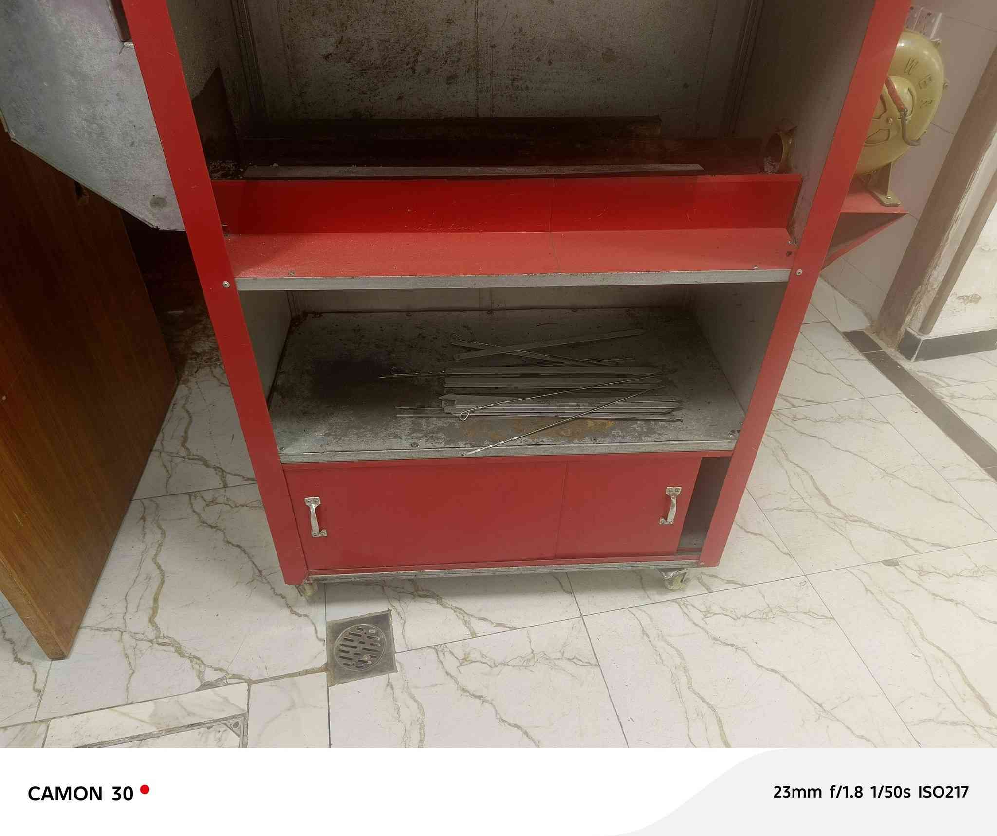 السلام عليكم
شواية كباب للبيع نظيفه
سعر 200 الف


**إذا كنت صاحب هذا الإعلان وتريد حذفه لأي سبب، رجاءا أرسل رسالة إلى الدعم الفني**