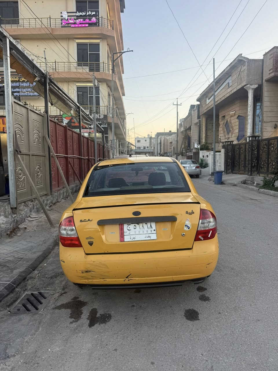 السلام عليكم
طيبة 2016 بغداد مشروع وطني 
بدون صبغ طختين بسيطات
بدون خياسات 
كير مكينة مكفول حدادية جديدة
باتري جديد تبريد ثلج حماوة ربع 
دوشمة ارضيه وتنته 
شاشه حديثة كاربلي 
السعر(42$) 
مكاني بغداد الدورة
***********
